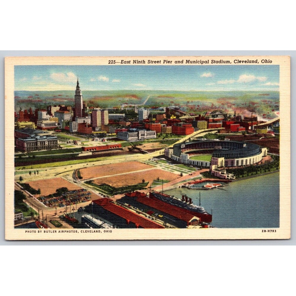 Vintage 1942 Cleveland Ohio Linen Postcard Municipal Stadium East 9th St Pier
